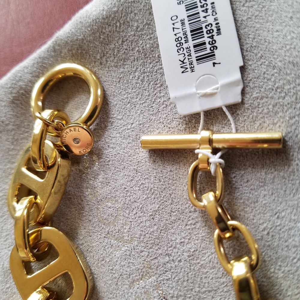 Michael Kors Heritage Maritime Chain Link Toggle Bracelet Gold Tone Heavy NWT - Picture 5 of 15